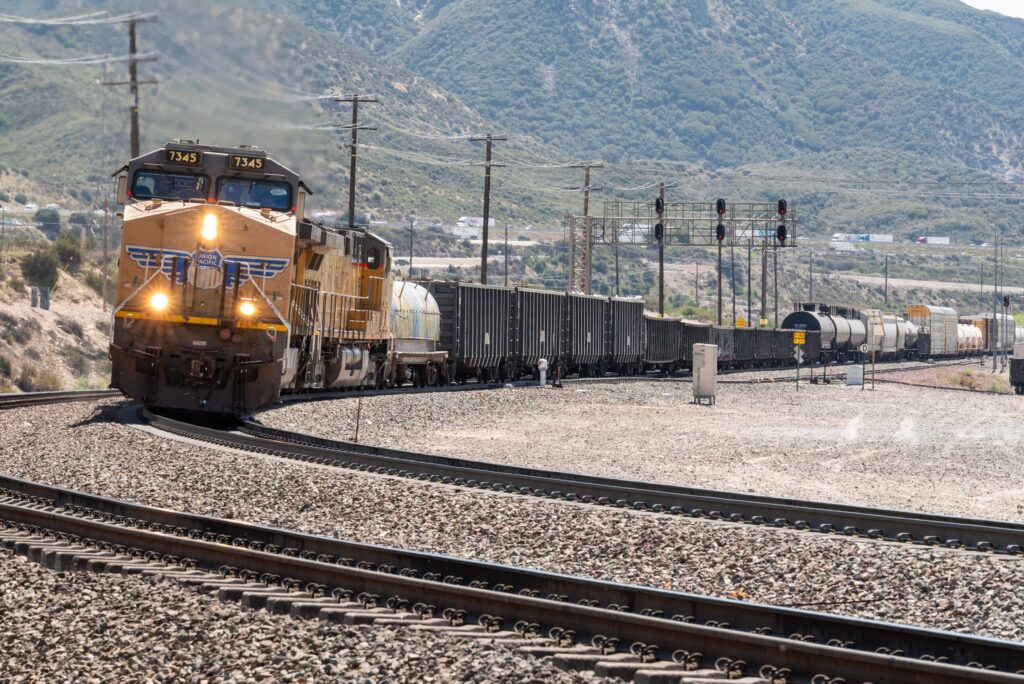Industries Minerals and Transport